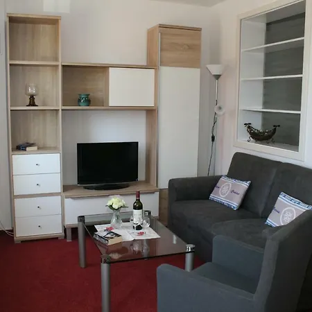 Dora, Seebad Ahlbeck * Heringsdorf (Usedom)