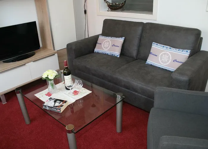 Dora, Seebad Ahlbeck 아파트 *